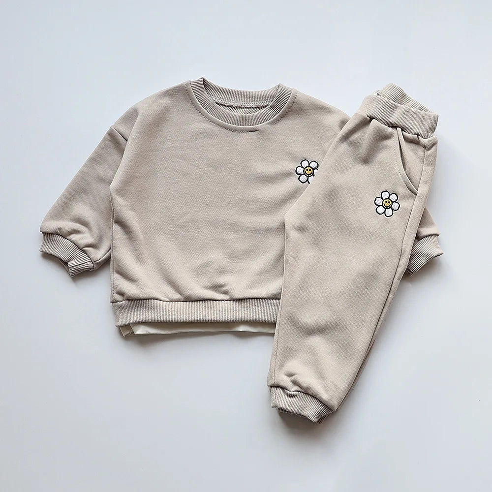 Adorable Flower Embroidery Baby Clothing Set: Stylish Comfort for Little Explorers
