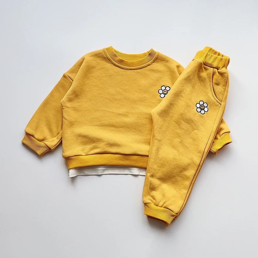 Adorable Flower Embroidery Baby Clothing Set: Stylish Comfort for Little Explorers