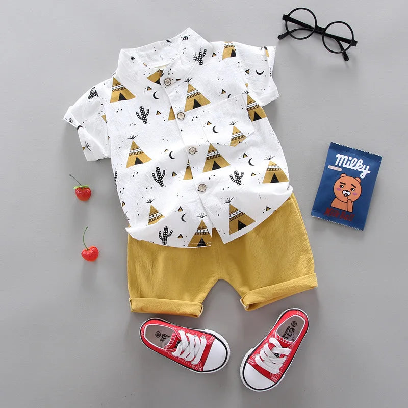 Adorable Animal Pattern 2-Piece Summer Set: Cool Comfort for Baby Boys