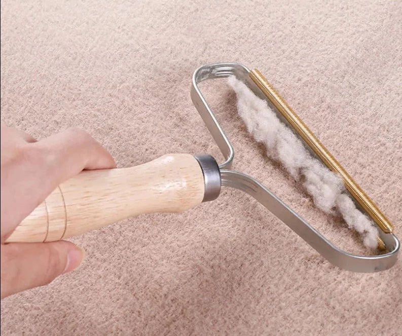 Portable Pet Hair Remover - Manual Lint Cleaner and Sticky Brush - MAGNET MARKET