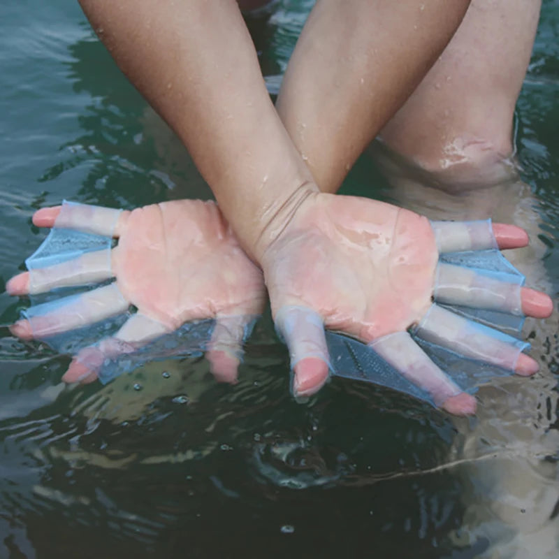 Finger webbed gloves